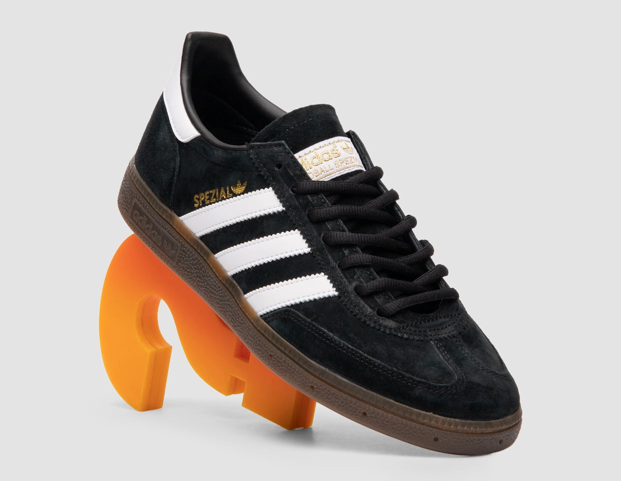 adidas Originals Handball Spezial Core Black / Cloud White - Gum Treadmill Friendly Grip weekday running shoe interval