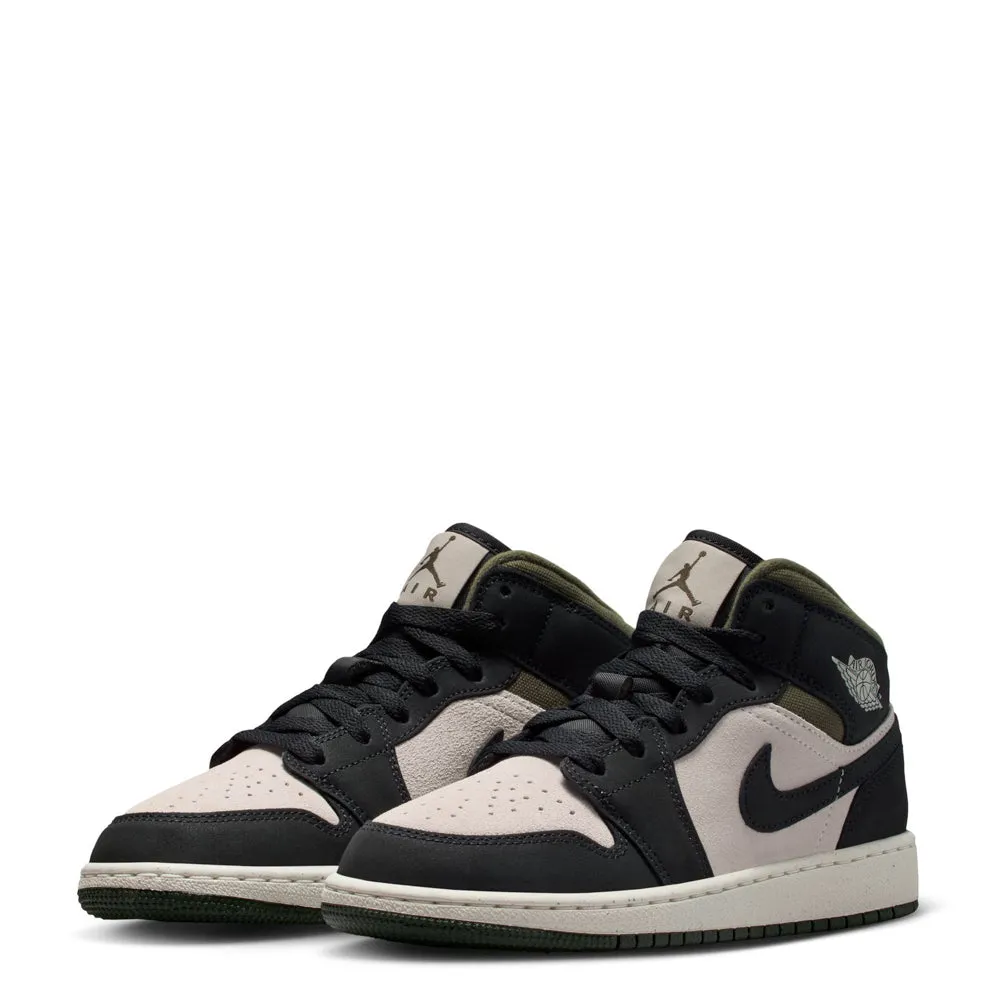 AJ 1 Mid -Youth Tree Glow