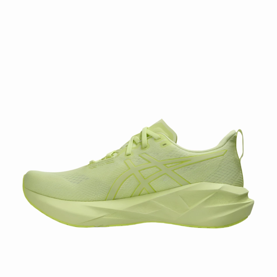 ASICS Men's NOVABLAST 5 Running Shoes in Lite-Show/Huddle Yellow SS25 competitive shoes Anatomical Last Shape