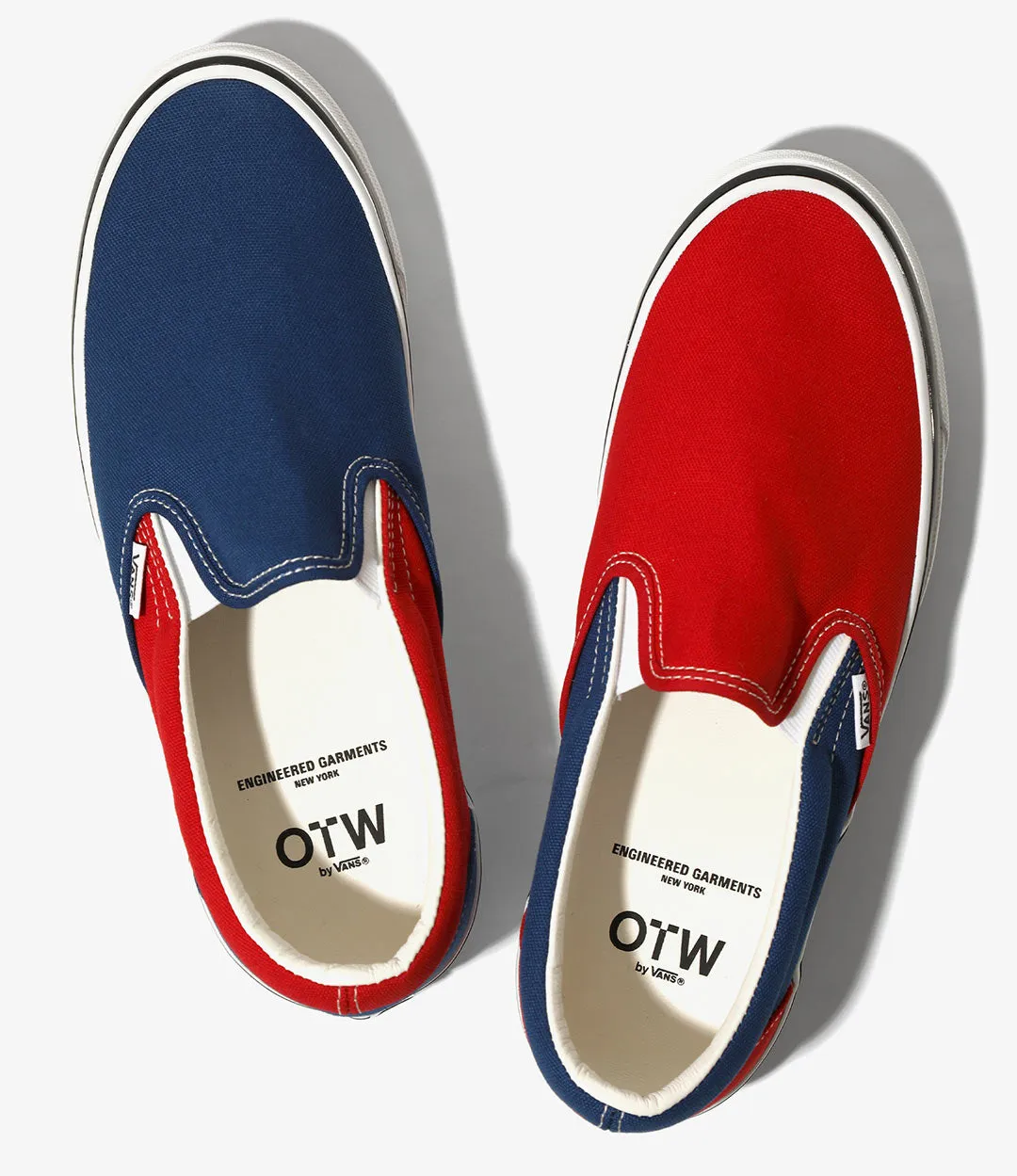 Classic Slip-On 98 ?C?Red/Navy Canvas Balanced weight Free Flex