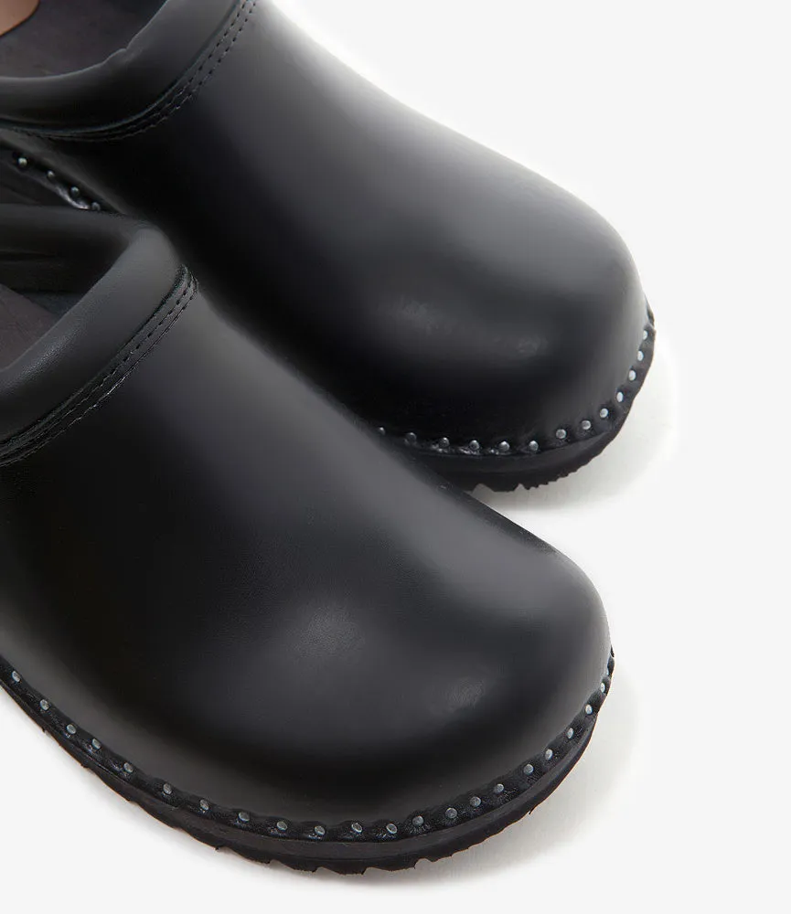 Sustainable Wood Blend 'Monet' Clog ?C Black Leather