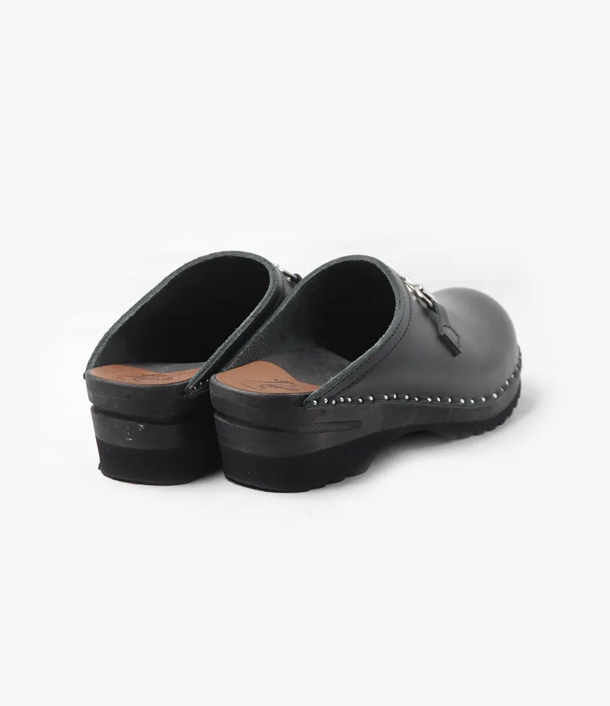 Tassel Bit 'Monet' Clog ?C?Black Leather Slip Resistant Sole Easy Clean Surface