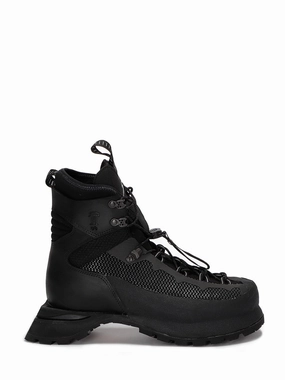 Neutral Pair Black Trekking Boot