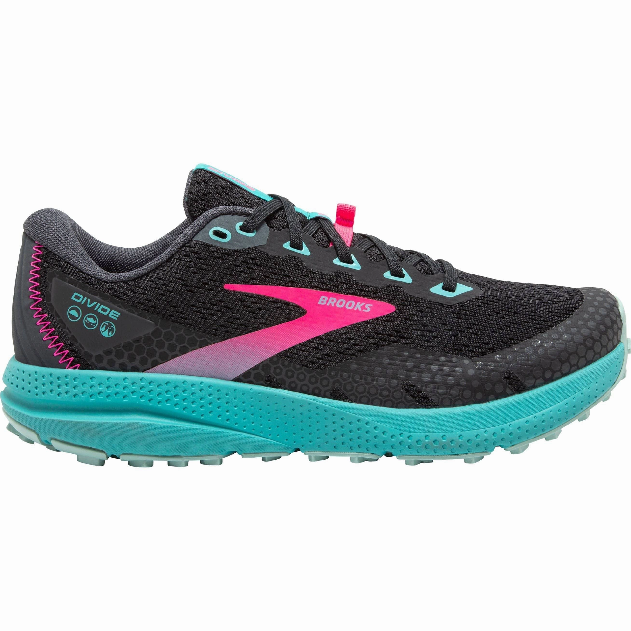 Comfort Stretch running in a nature reserve Brooks Divide 3 Womens Trail Running Shoes - Black