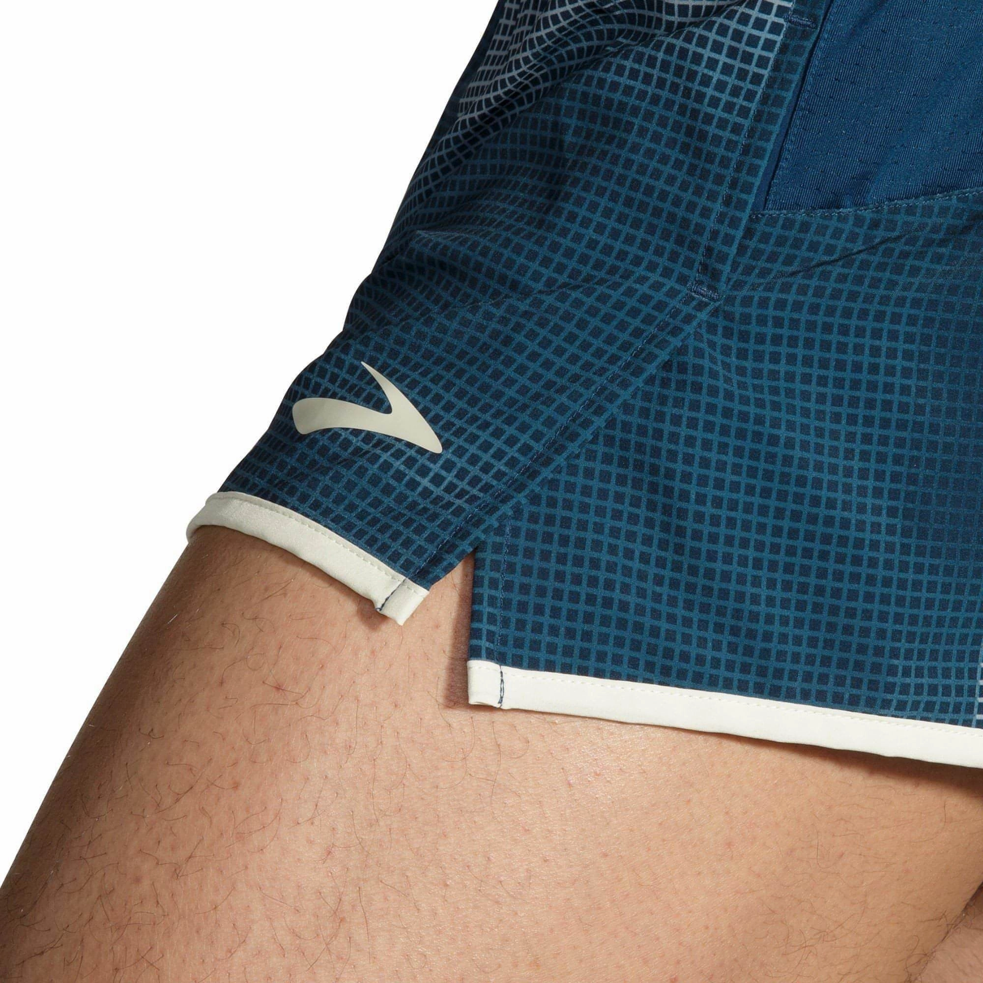 Non Slip Inner Grip Brooks Sherpa 3 Inch Split Mens Running Shorts - Blue