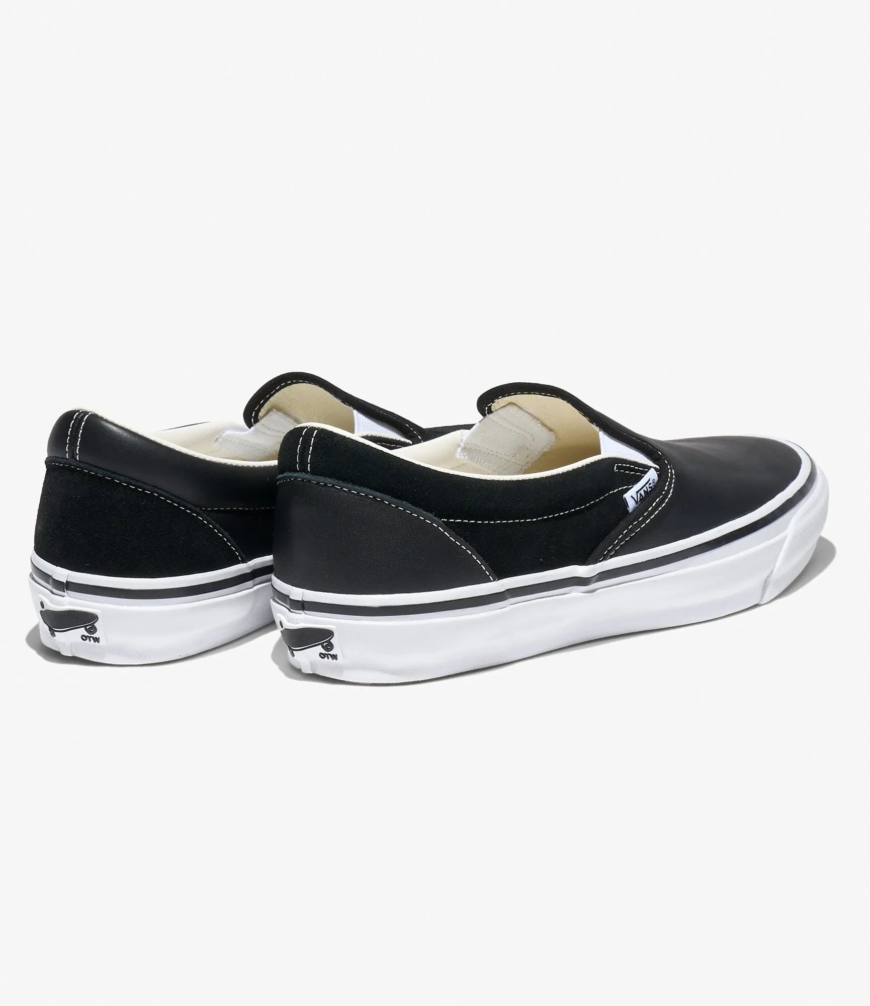 Performance Wear Leg Focus Classic Slip-On 98 ?C?Black Leather/Suede Mix