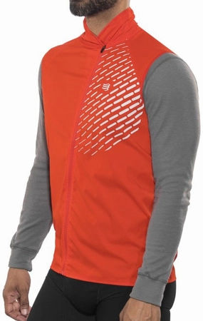 Formula Compressport Hurricane V2 Mens Running Gilet - Red