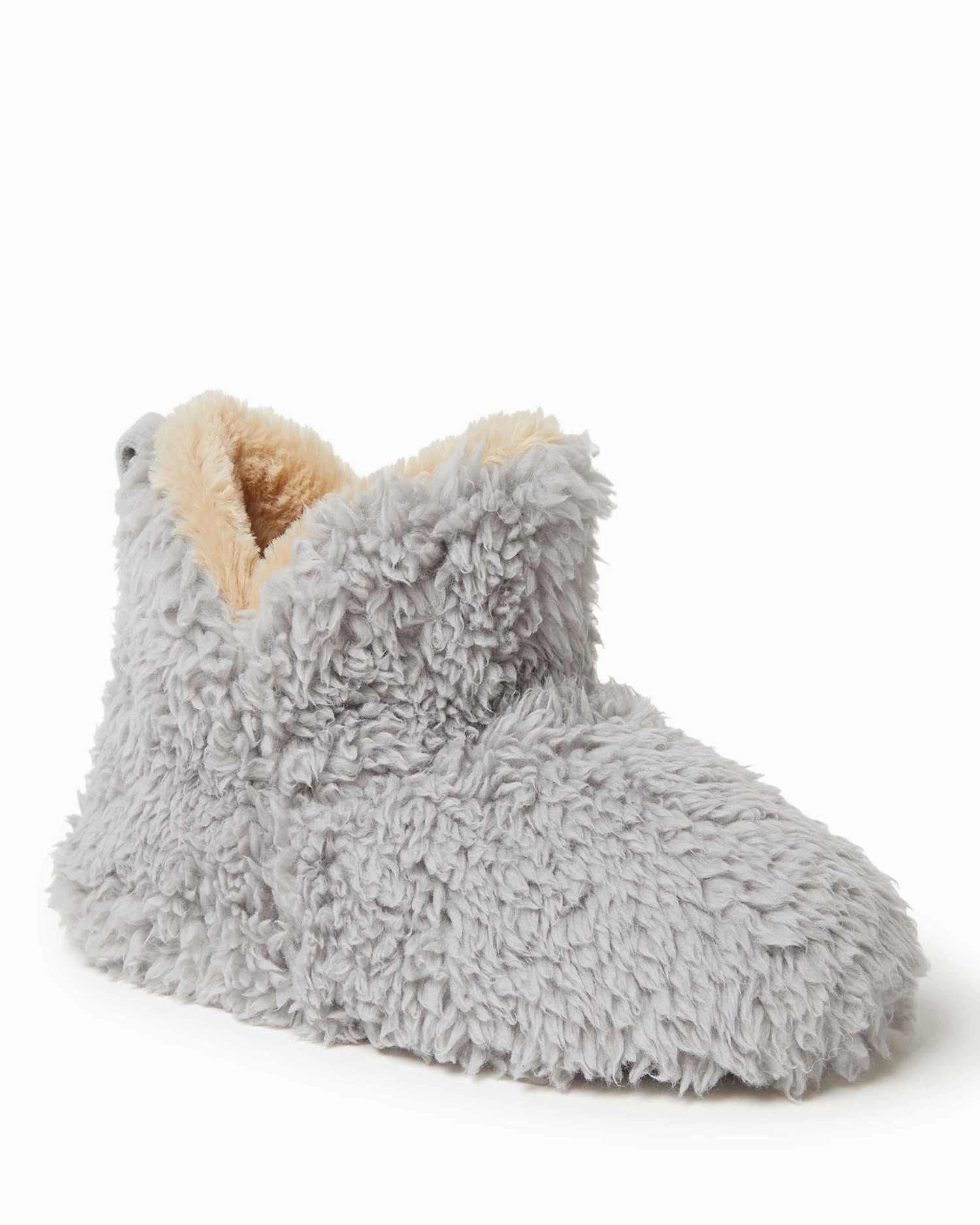 Slip-On Footwear Dearfoams Women's Chelsea Shaggy Pile Bootie Fuzzy House Slipper