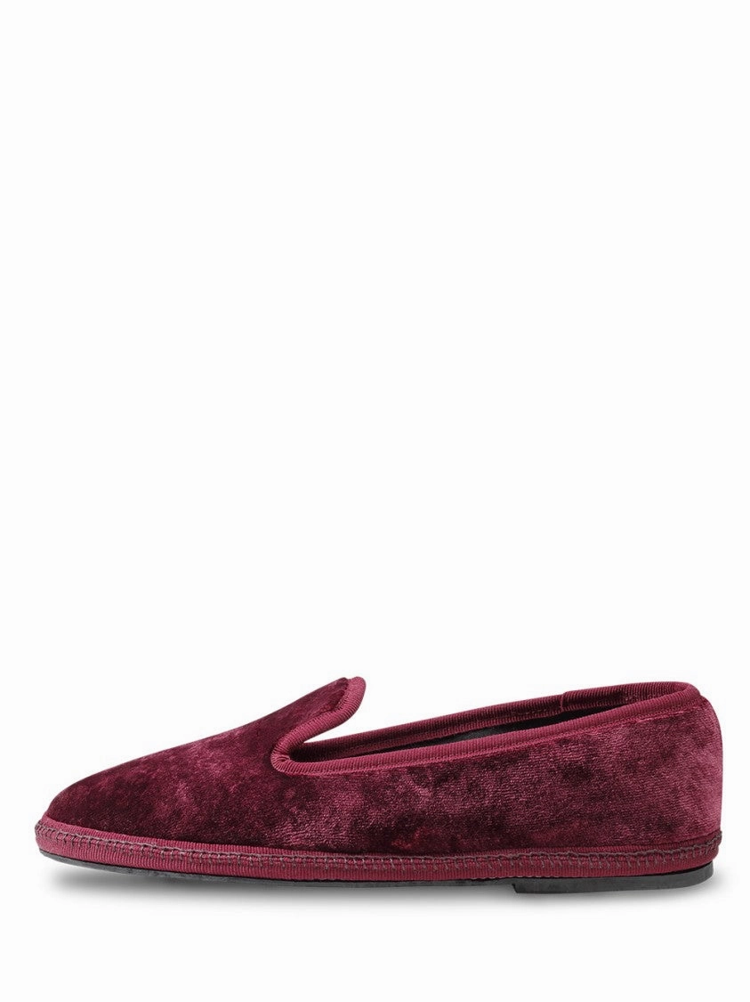 Deep Burgundy Low-Profile Slippers With Velvety Texture Instant Step