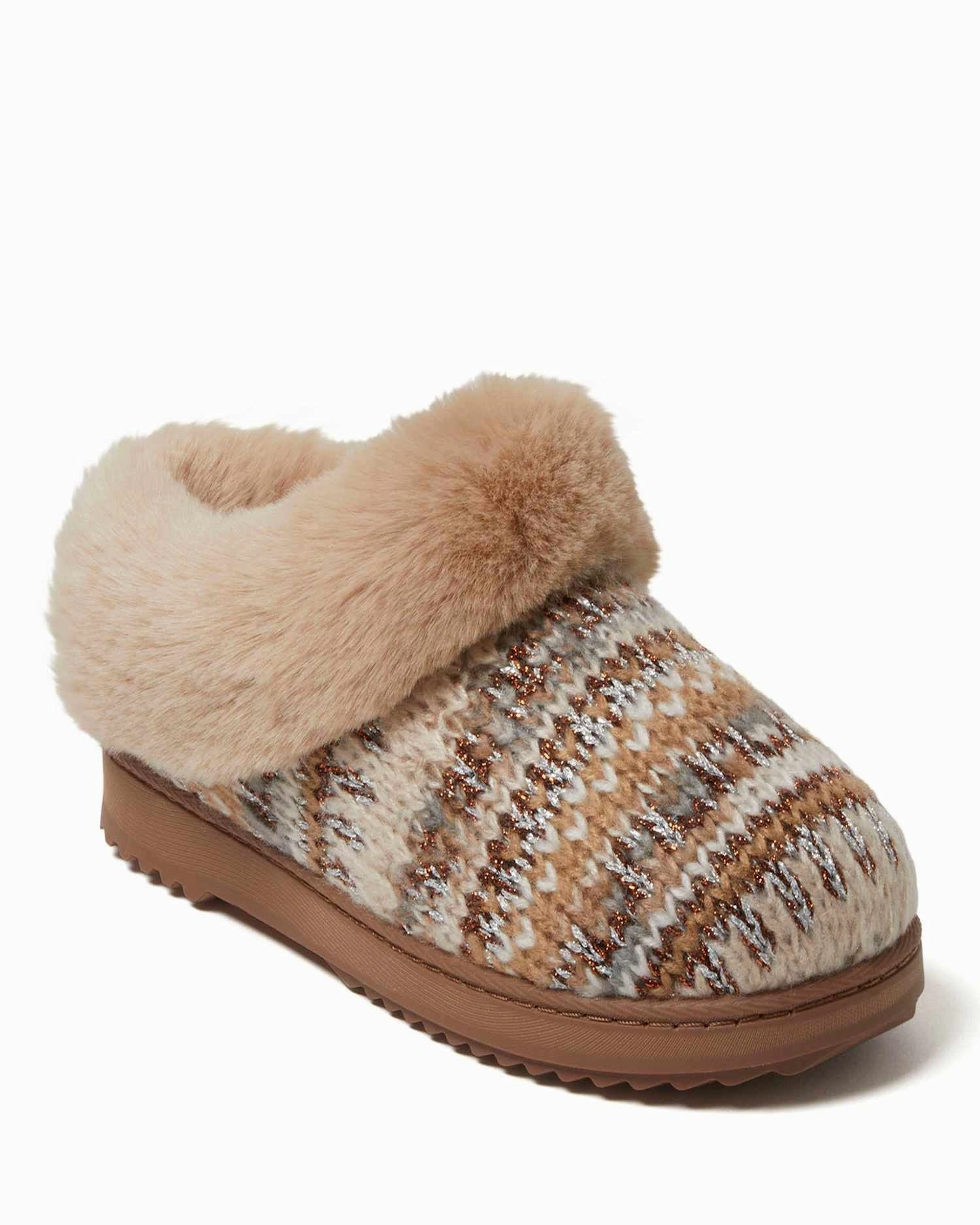 Easy To Wear Footwear Dearfoams Women's Hannah Festive Knit Clog House Shoe Slipper
