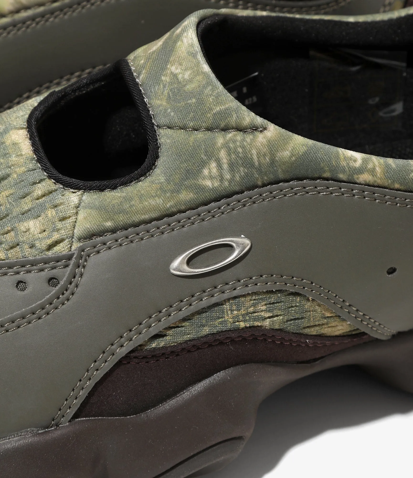 Flesh Sandal ?C?Olive/Camo Outsoles are made to provide traction on multiple surfaces