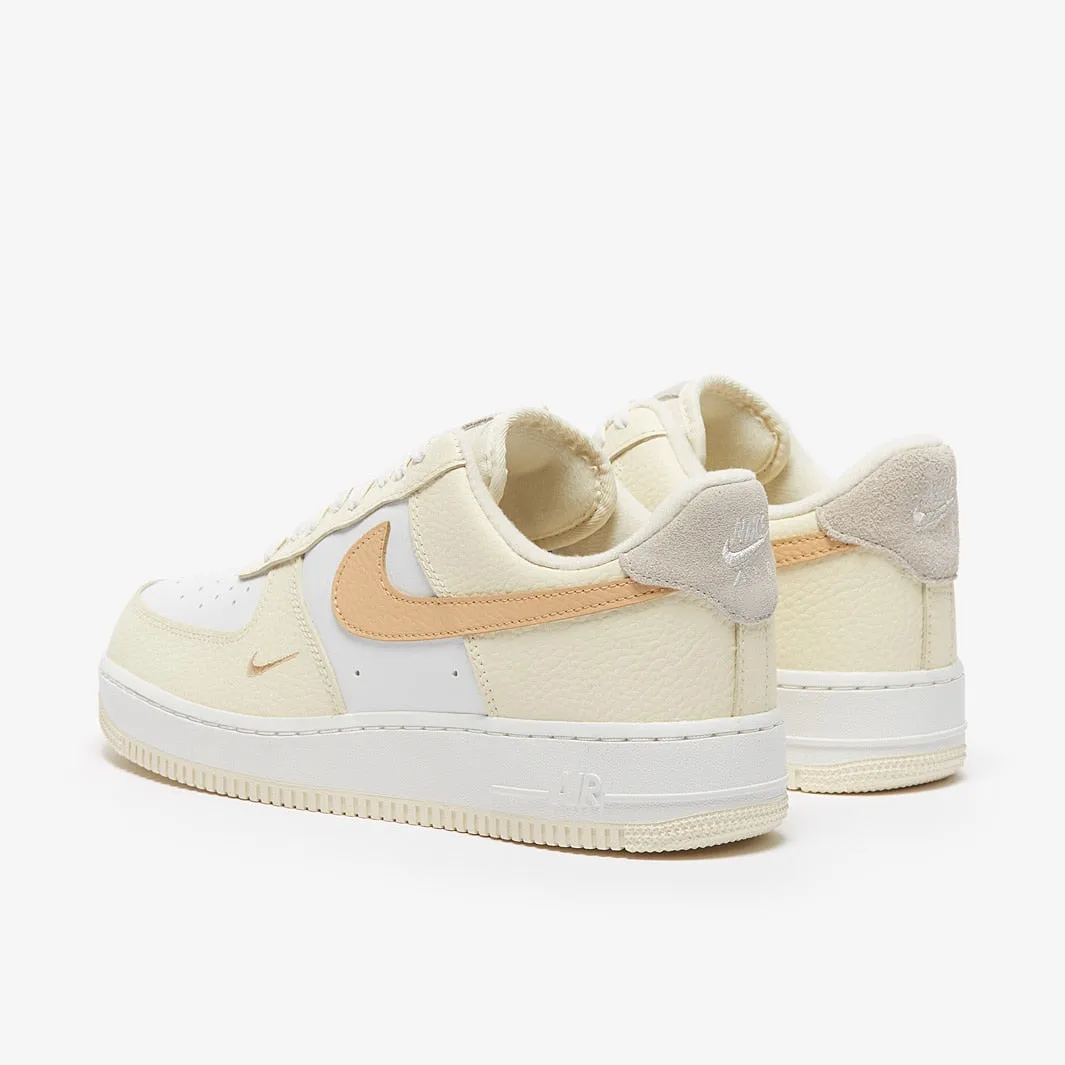 Womens Air Force 1 Low Light Fit