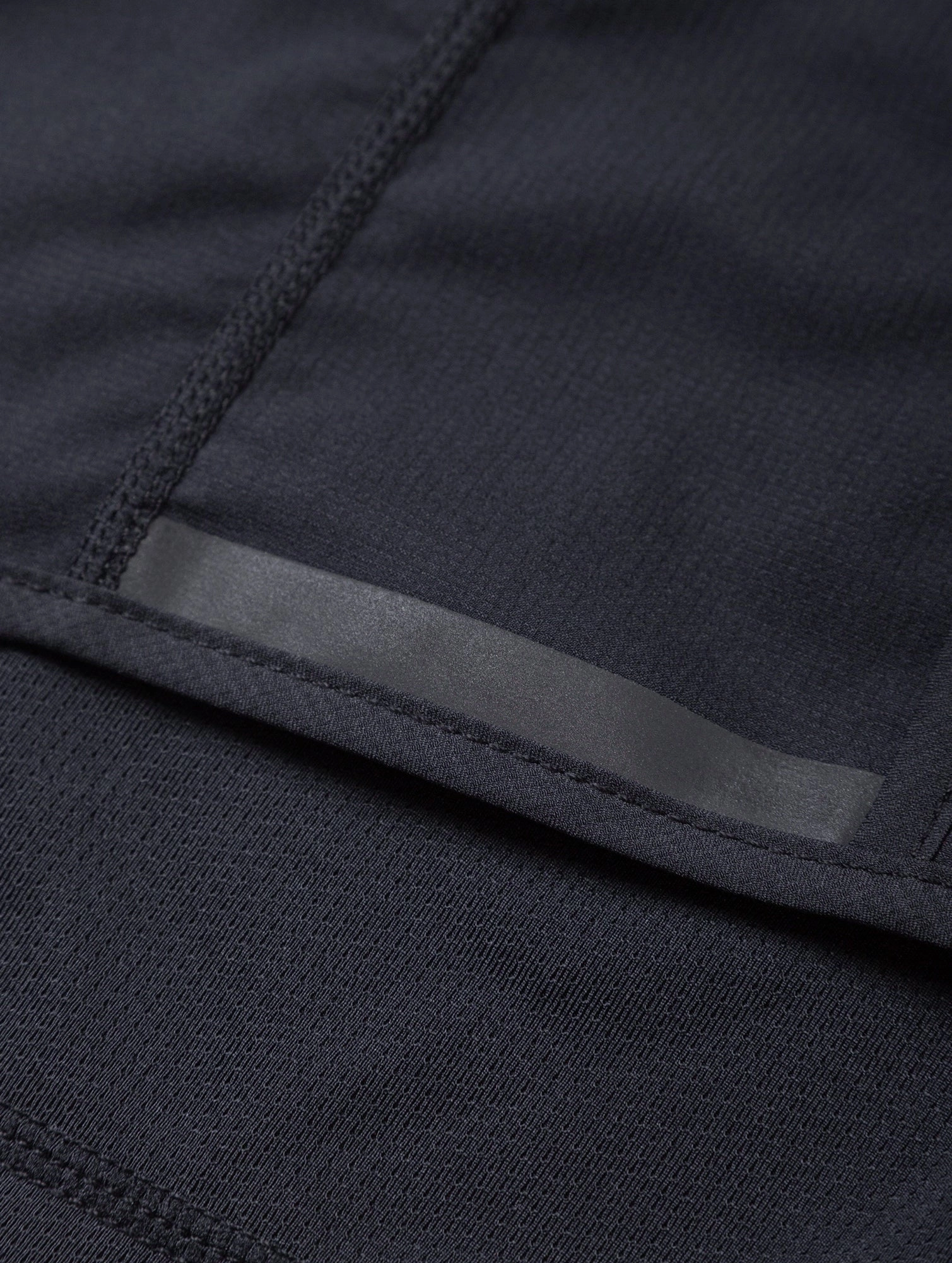 Ronhill Tech 4.5 Inch Twin 2 in 1 Womens Running Shorts - Black Sweat Wicking Channels soft fit