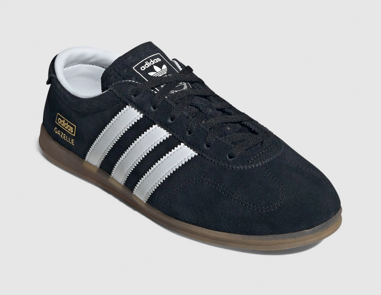 adidas Originals Women's Gazelle Lo Pro Core Black / Cloud White - Gum Energy Return Core running with a mid - top design