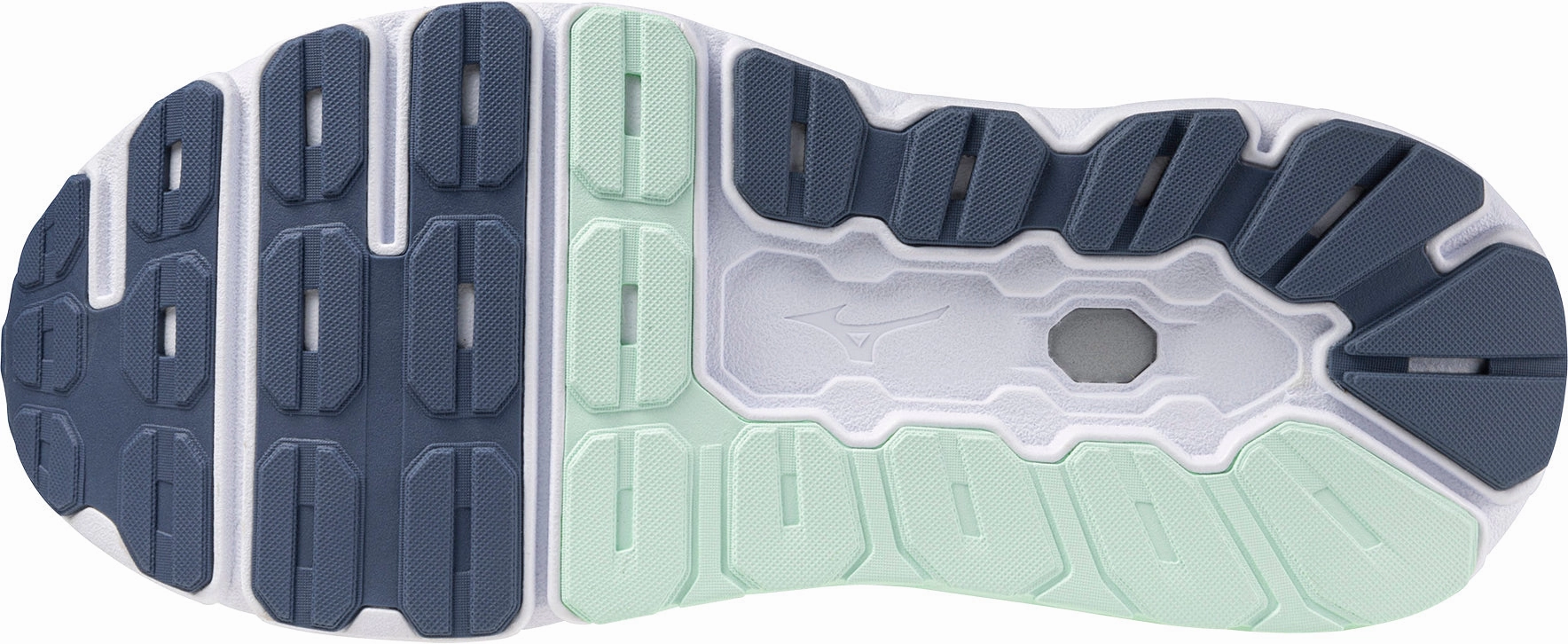 Mizuno Wave Horizon 8 Mens Running Shoes - Grey running in a chairlift area shoes