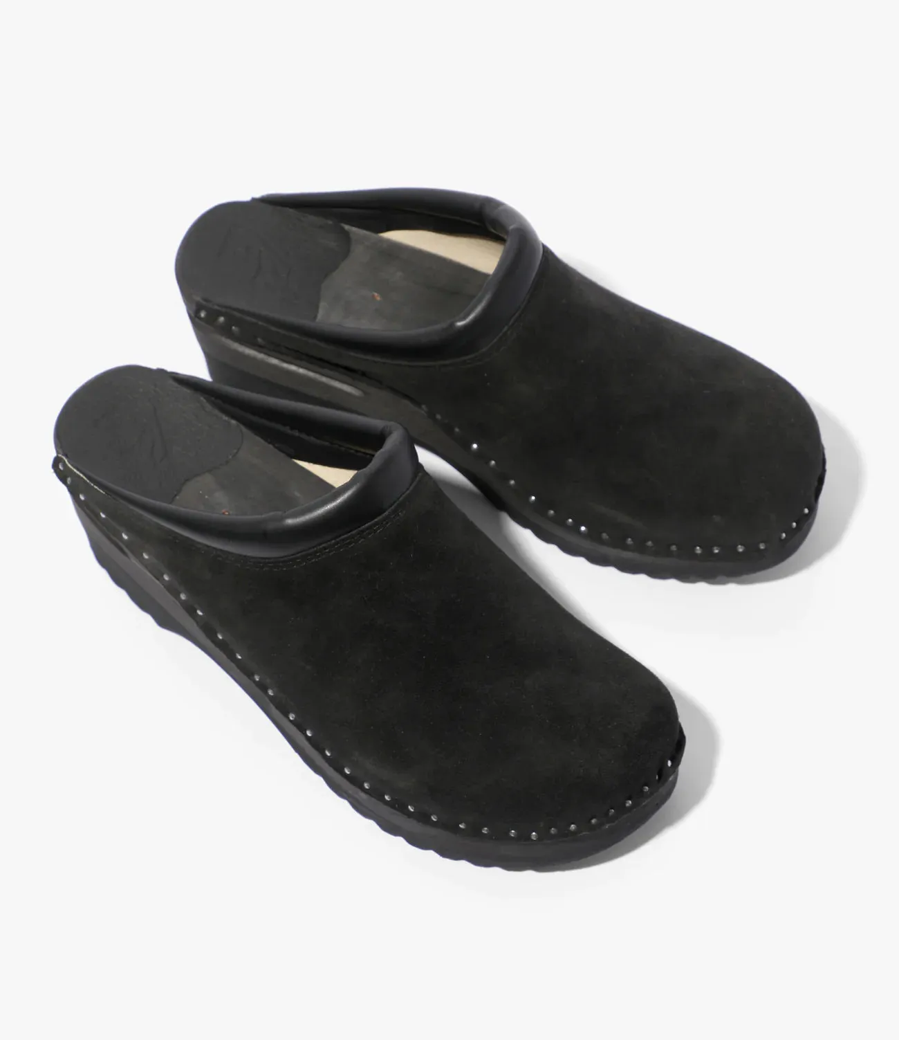 Wide toe box Non Marking Sole 'Monet' Clog ?C Black Rough Out