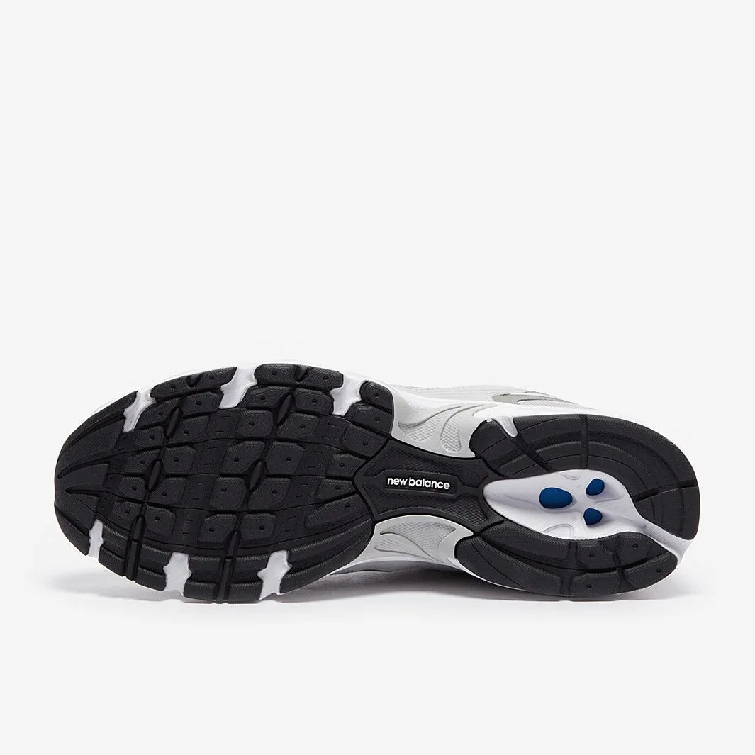 Outing Ready New Balance Womens 530