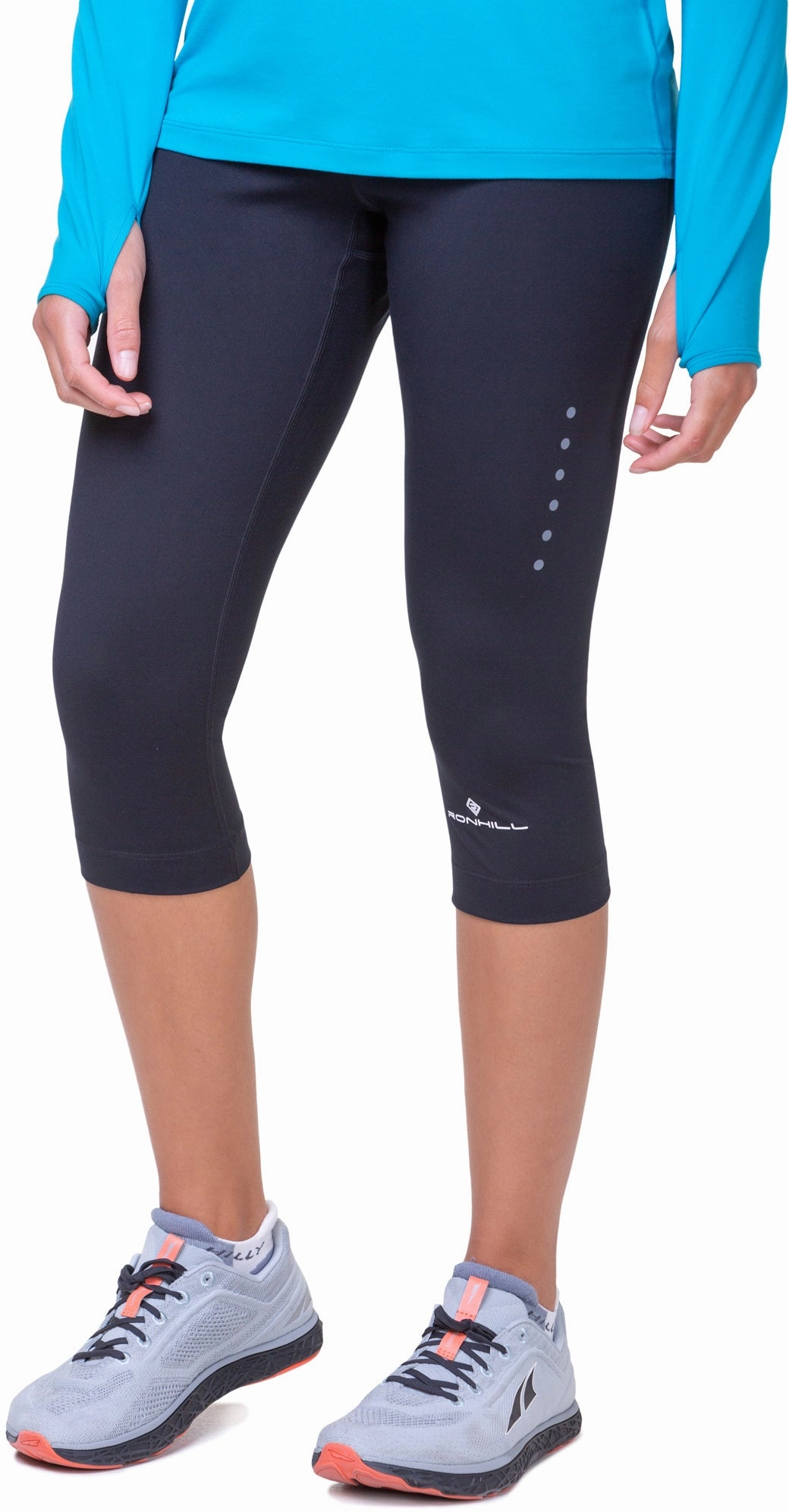 Ronhill Core Womens 3/4 Capri Running Tights - Black Flattering Silhouette