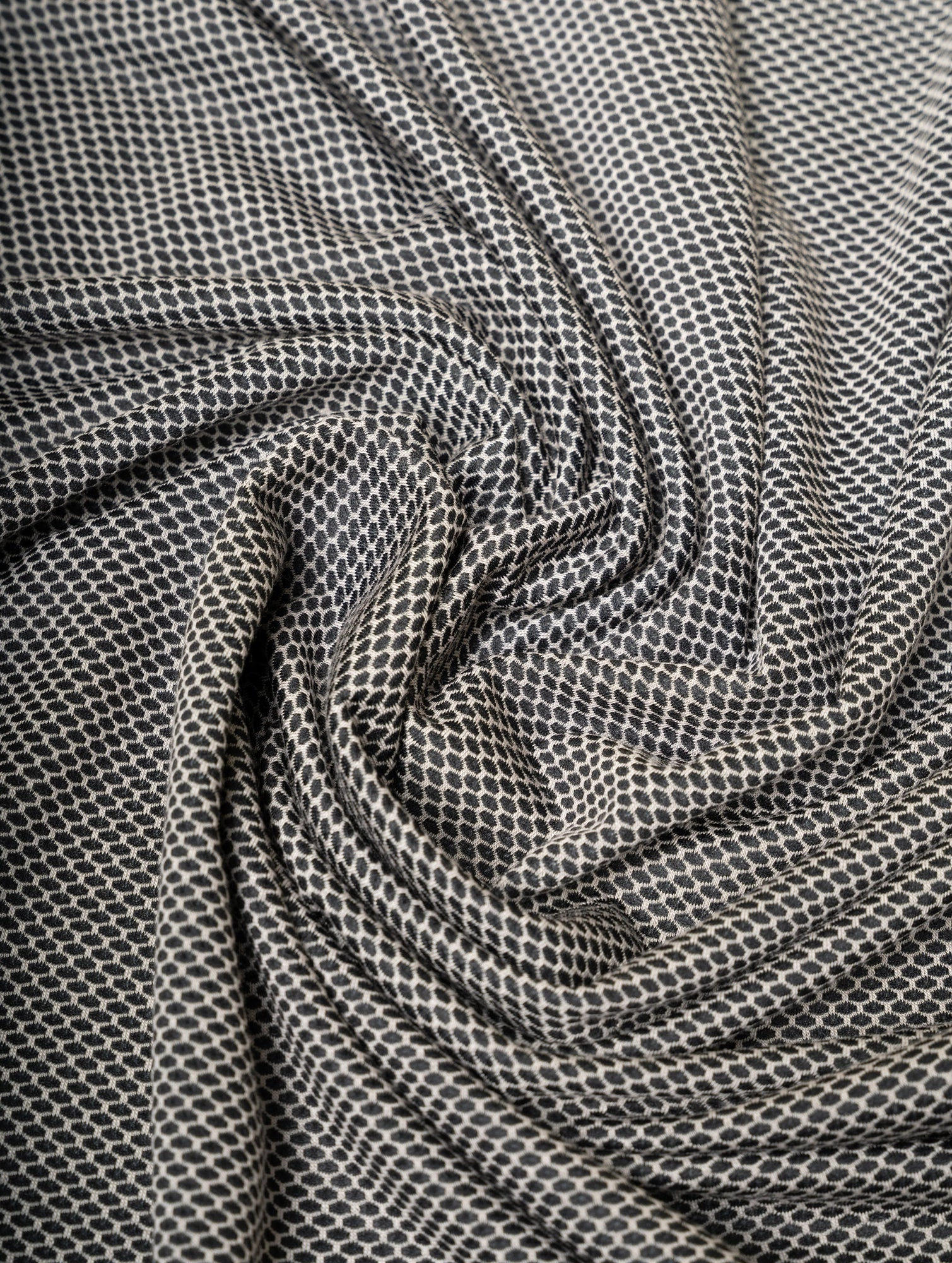 Versatile and Stylish Everyday Chic Ronhill Tech Golden Hour Short Sleeve Mens Running Top - Black