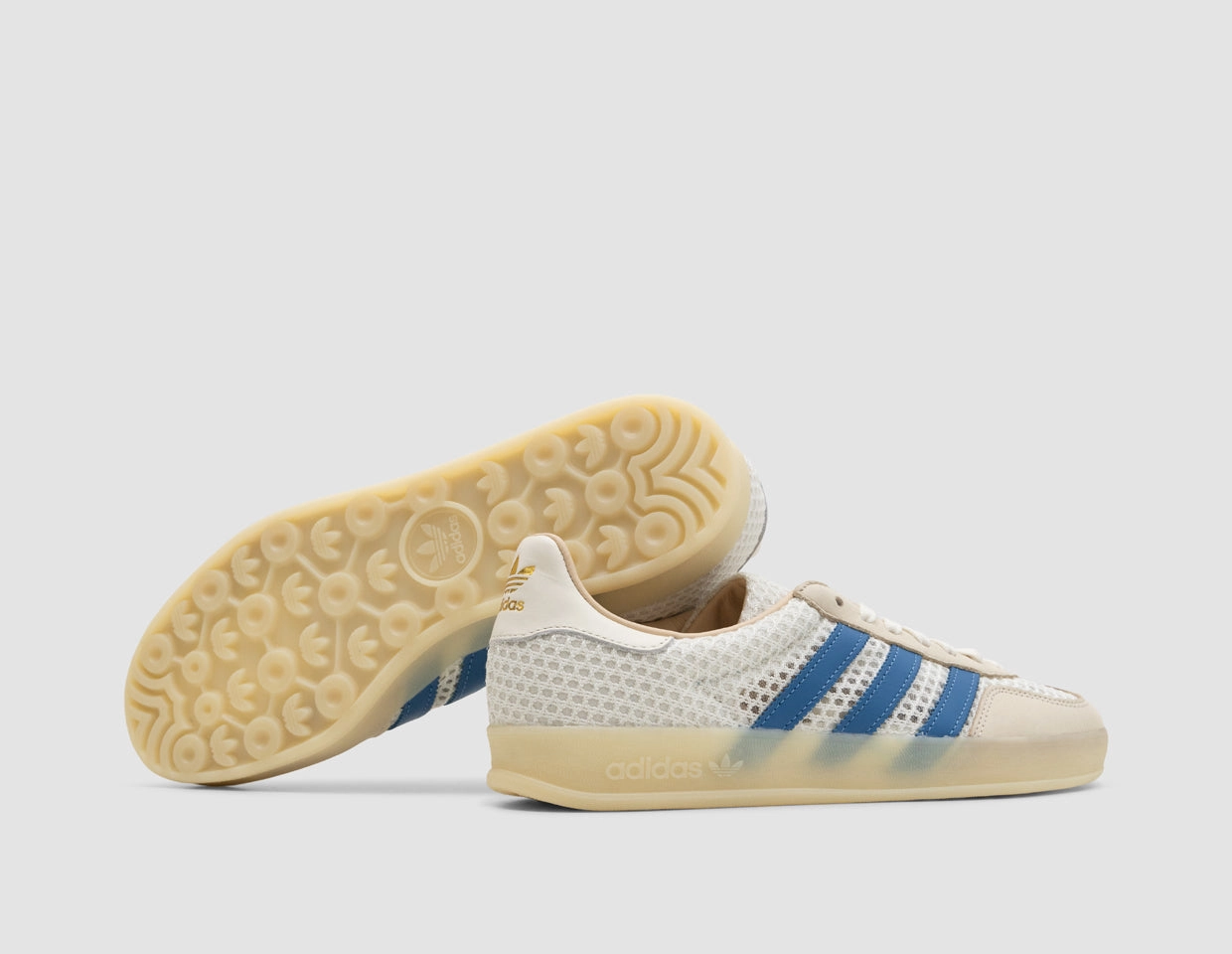 adidas Originals Gazelle Indoor Off White / Focus Blue - Warm Vanilla All - Purpose Use Honeycomb Structure