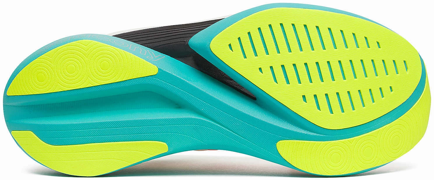 running in bumpy tracks shoes Saucony Endorphin Elite 2 Running Shoes - White