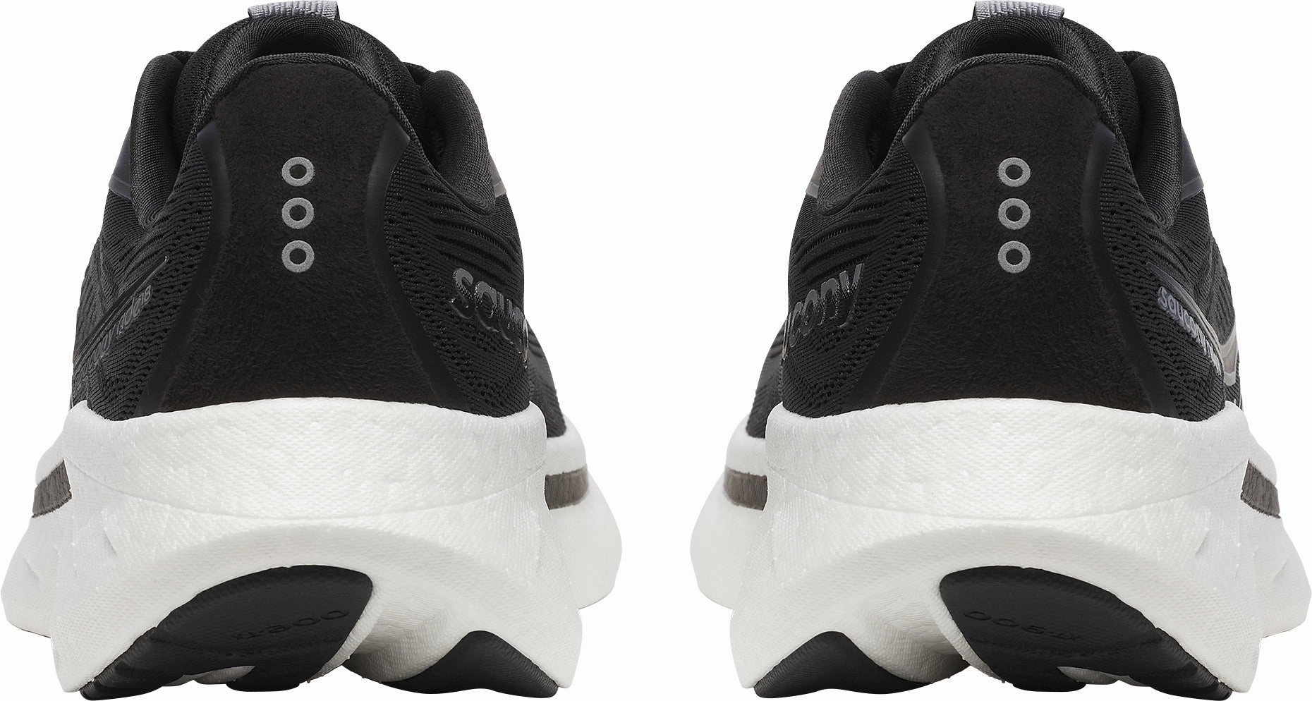 Saucony Ride 18 WIDE FIT Womens Running Shoes - Black running in a golf course area shoes