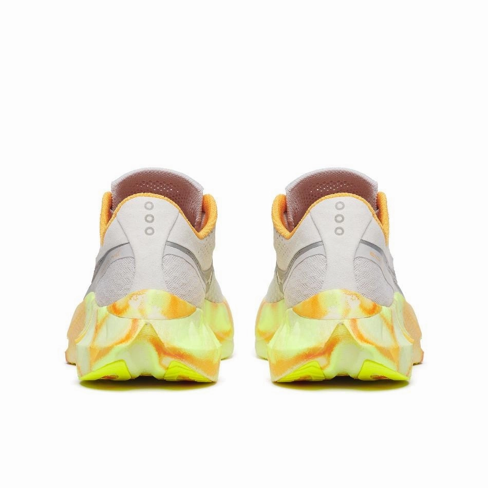 Arch Bridge Saucony Women's Endorphin Pro 4 Running Shoes in Fog/Peel SS25