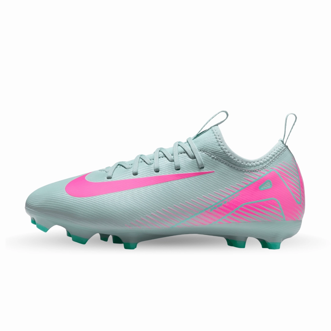 running in a snow - covered area shoes Jr. Mercurial Vapor 16 Academy FG/MG - Prism Pack (FQ8392-301)