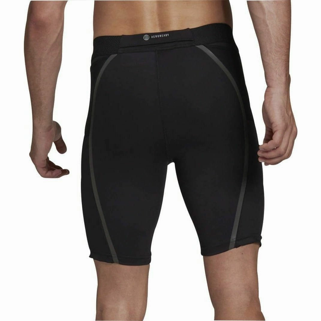 hip look adidas Saturday Mens Short Running Tights - Black