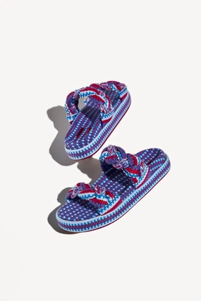 Women's Daniela Two-Tone Slippers In Pomegranate Instant Comfort Footwear