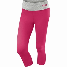 Relaxed fit style TCA Pro Performance Supreme Womens 3/4 Capri Running Tights - Pink