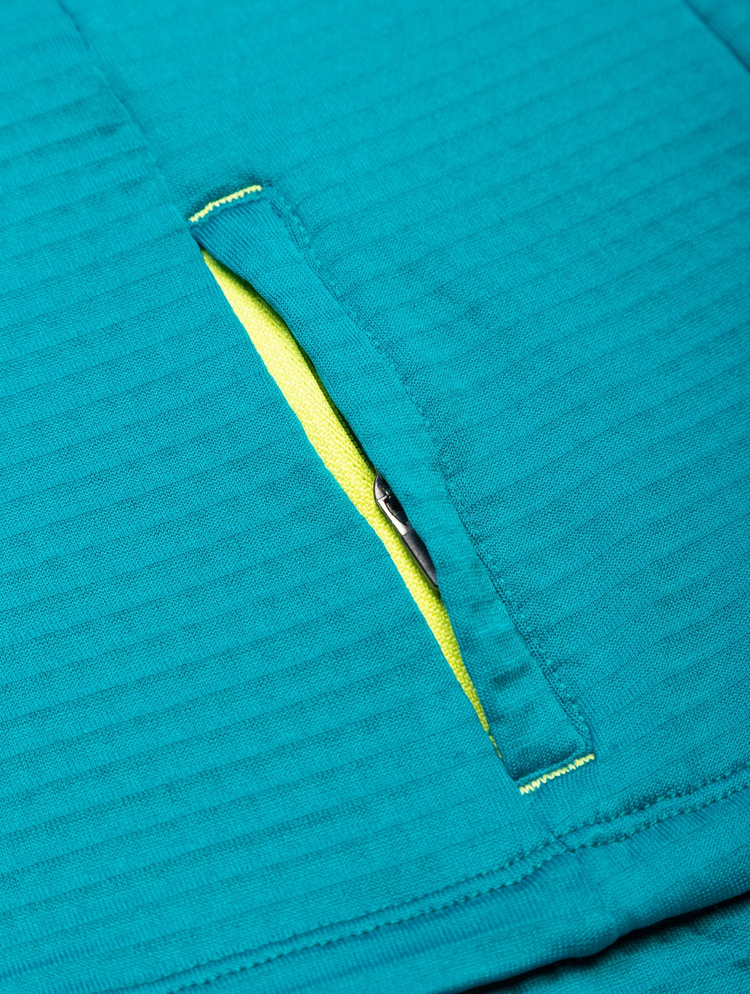 TV show Ronhill Tech Winter Long Sleeve Womens Running Top - Blue