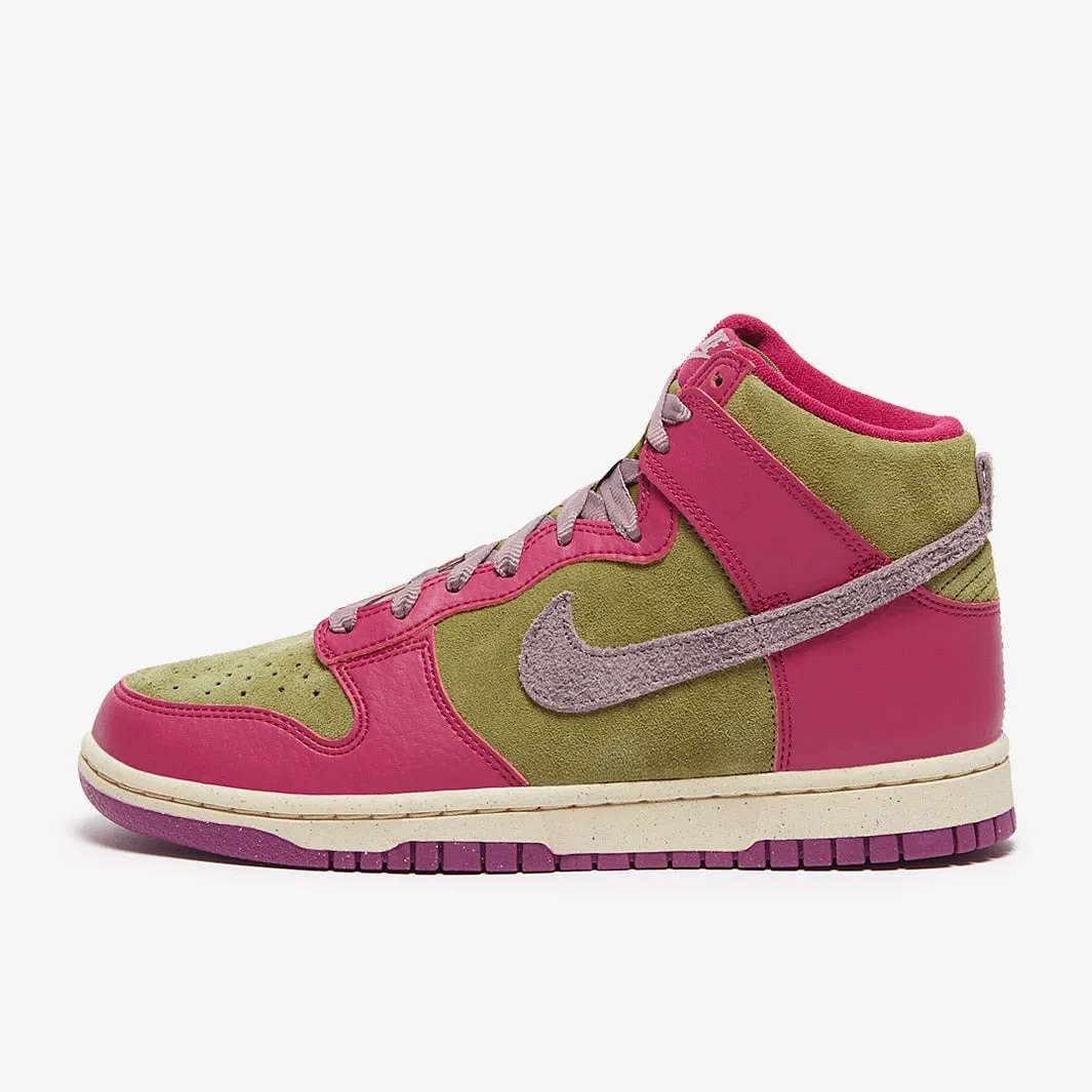 Nike Womens Dunk High Concert Style Trendy Footwear