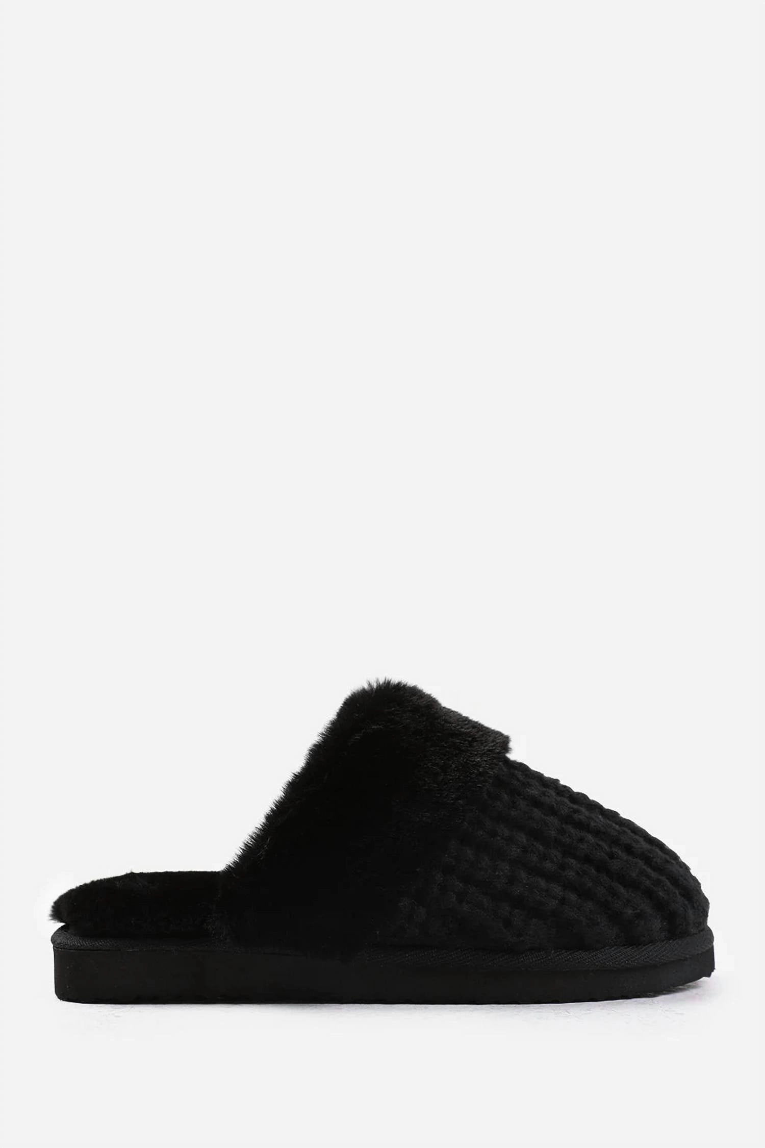 Women's Knitted Snug Faux Fur Slippers In Black Effortless Foot Slip