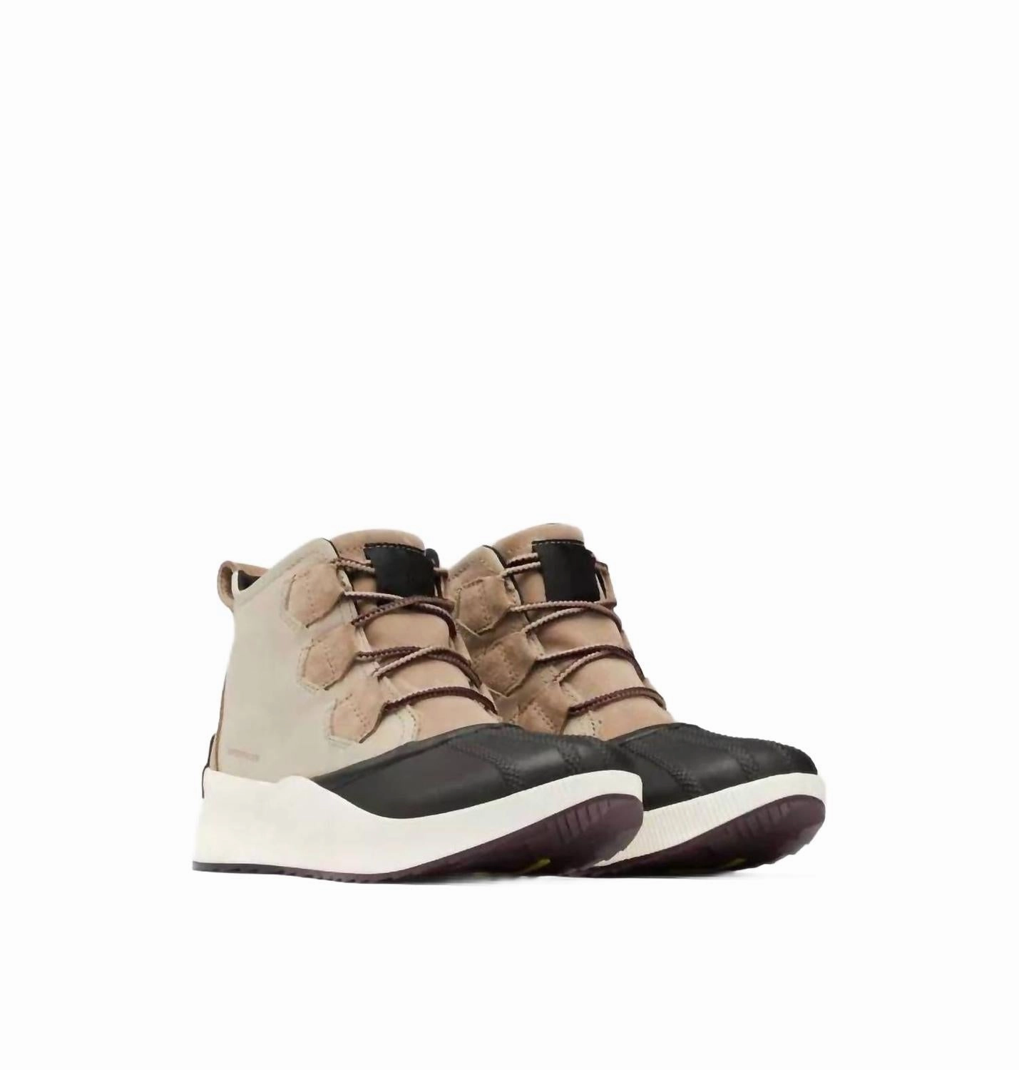 Quick Walk Boots Women's Out N About Iii Classic Waterproof Omega In Taupe Black